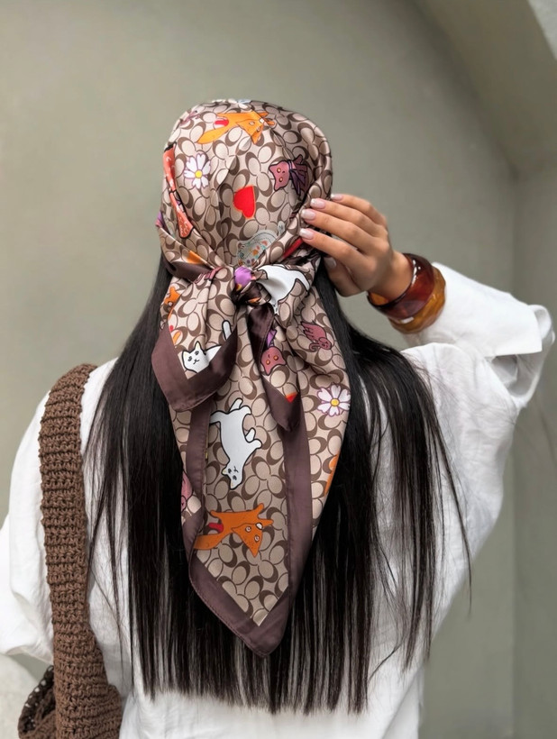 اسکارف کوچ عروسکی