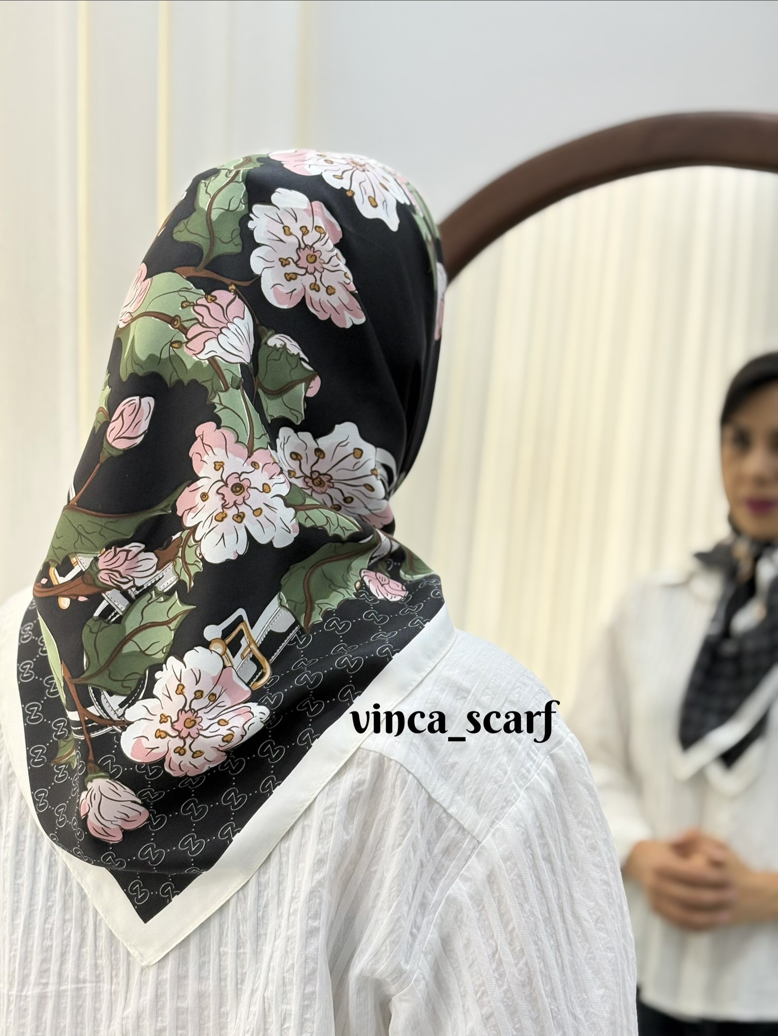 روسری ابریشم توییل قواره ۹۰طرح گوچی شکوفه