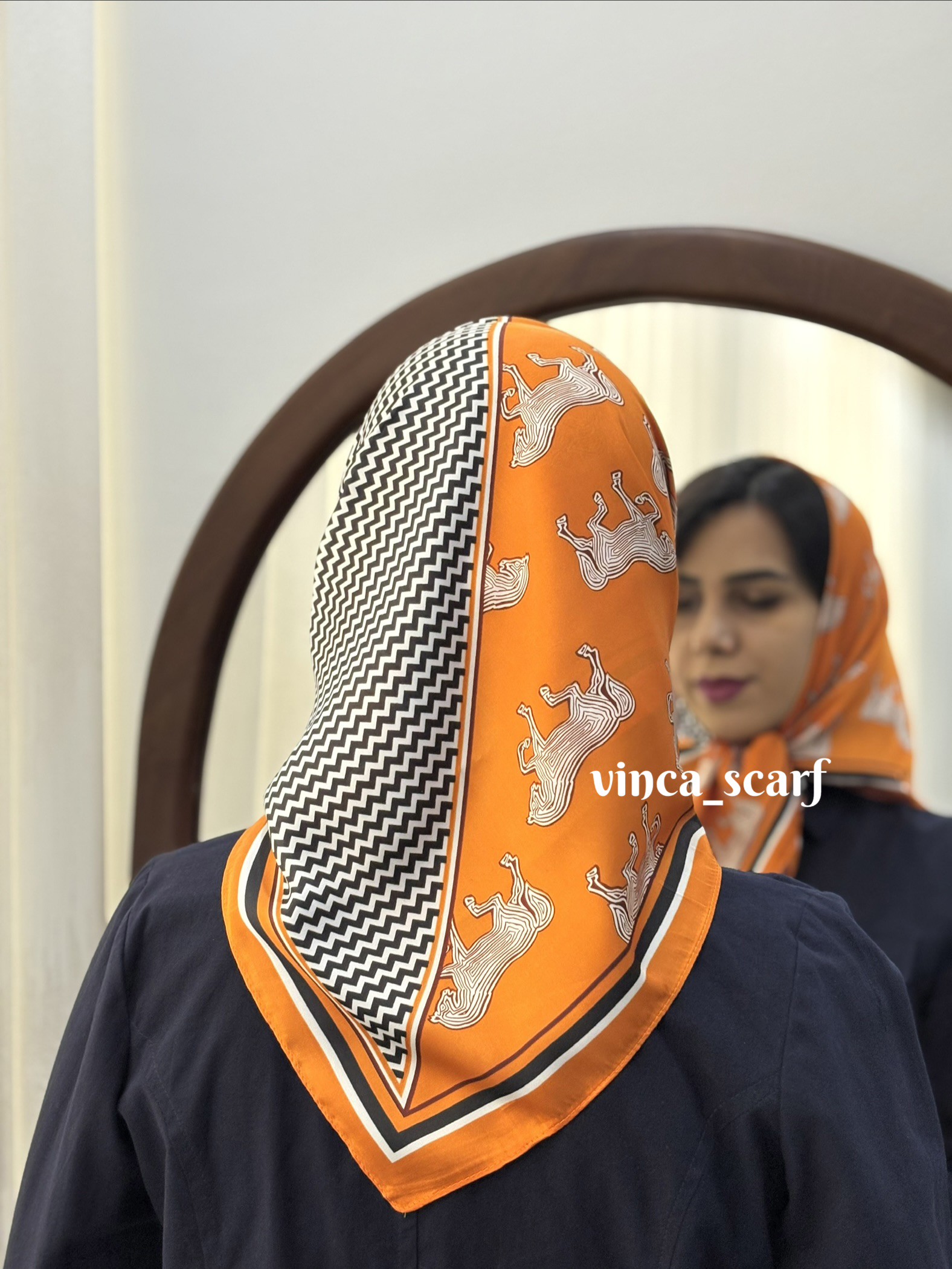 مینی اسکارف نارنجی طرح زبرا مدل 1