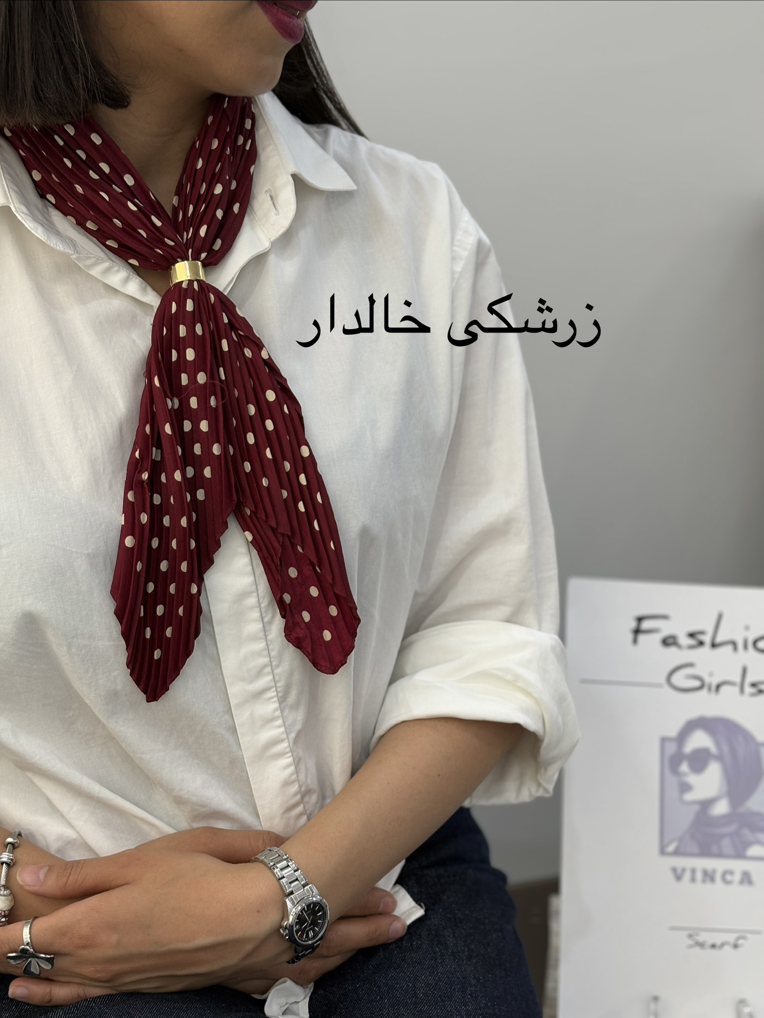 دستمال گردن پلیسه ابریشم توییل خالخالی