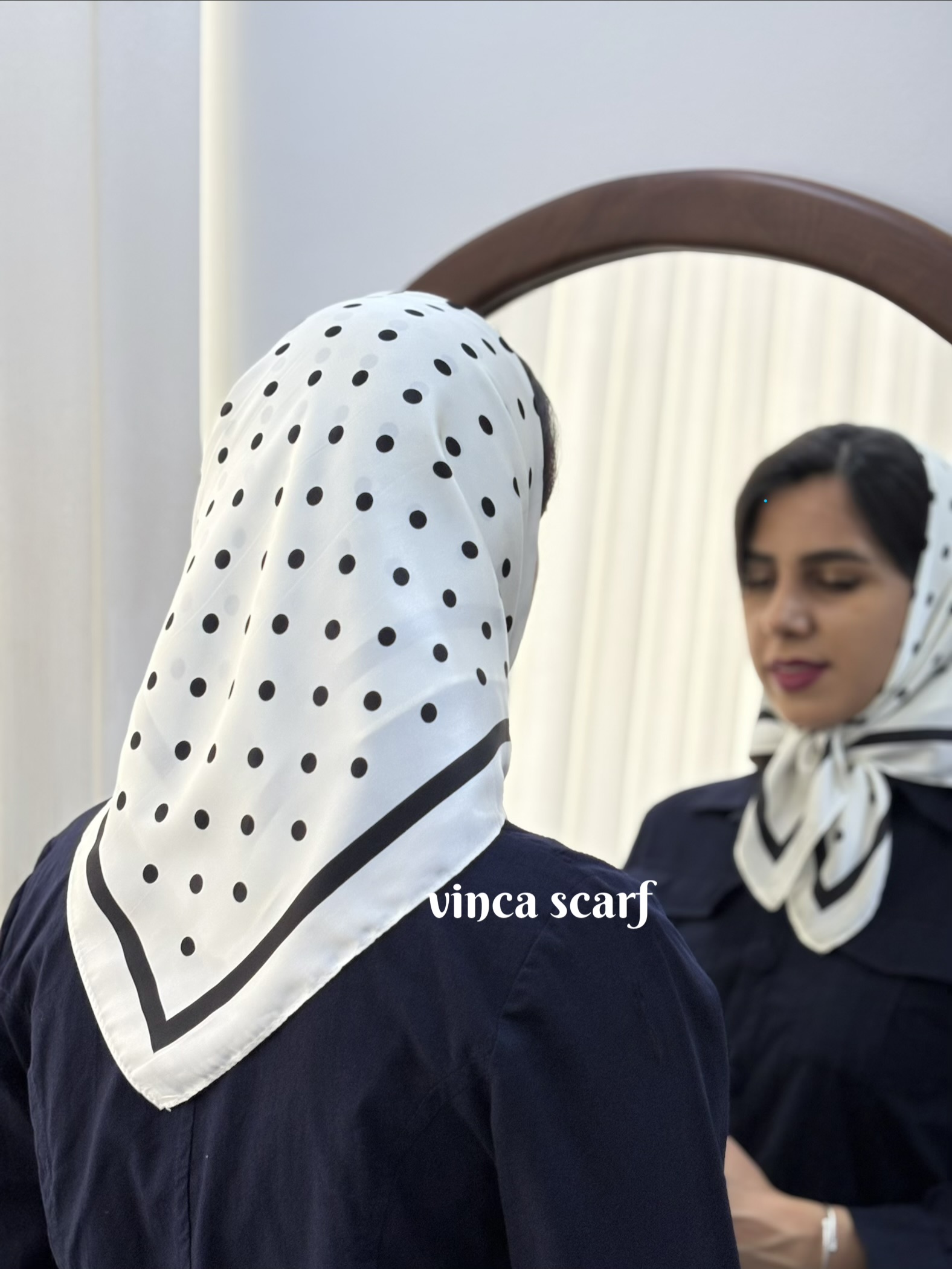 مینی اسکارف خالخالی ابریشم سیلک وارداتی با رنگ بندی